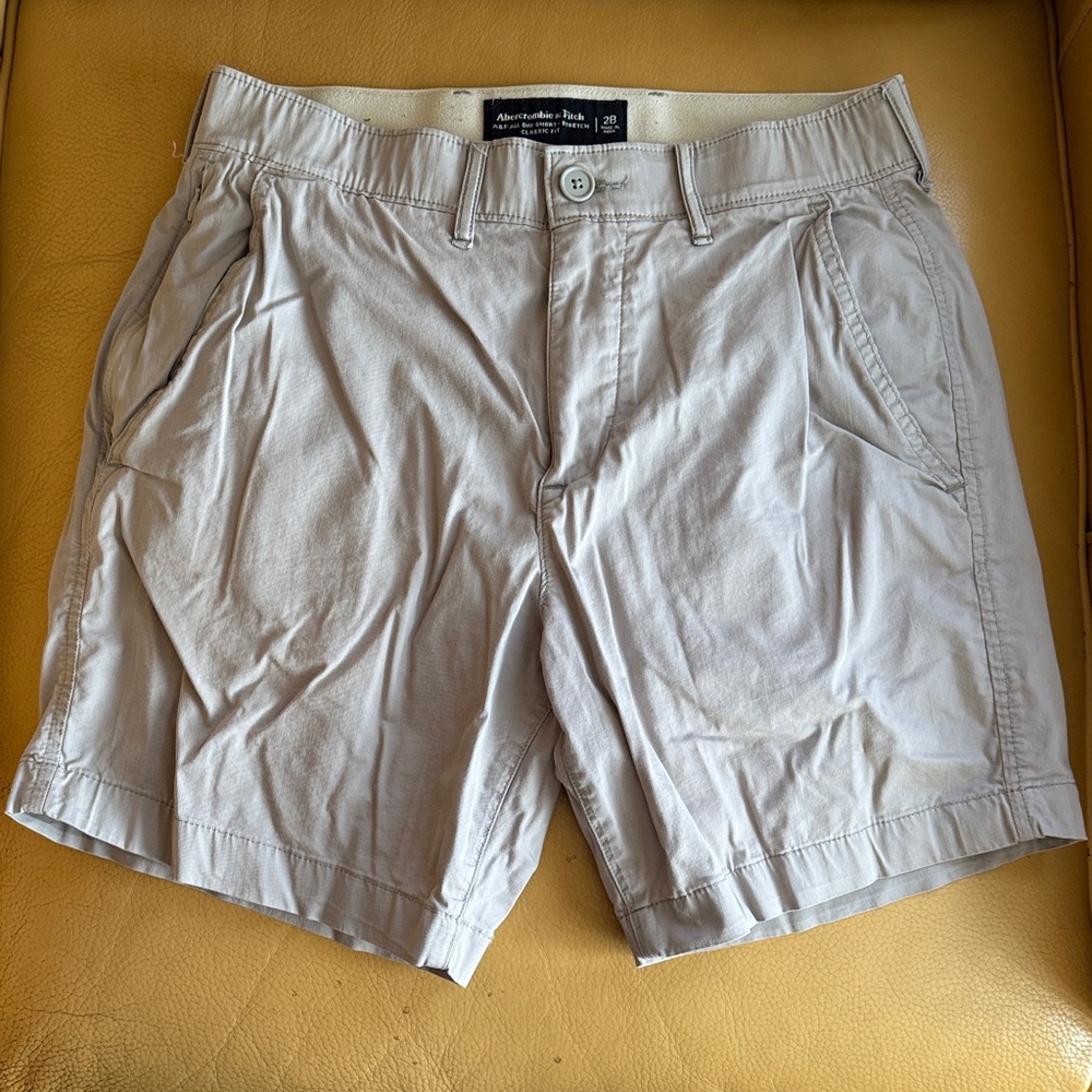 Abercrombie & Fitch Light Tan Men's Shorts